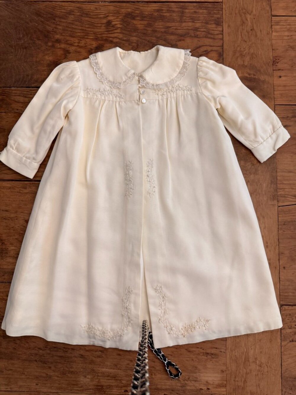 vintage CHILDS EASTER COAT a soft yellow in color w/ white lace trim